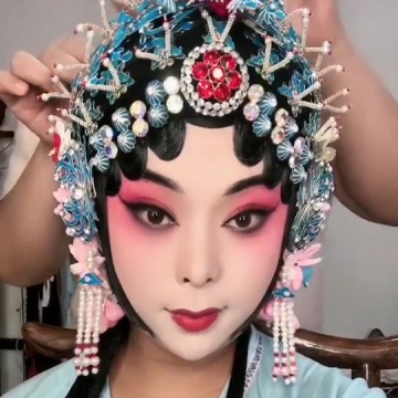 谁说戏曲不热门