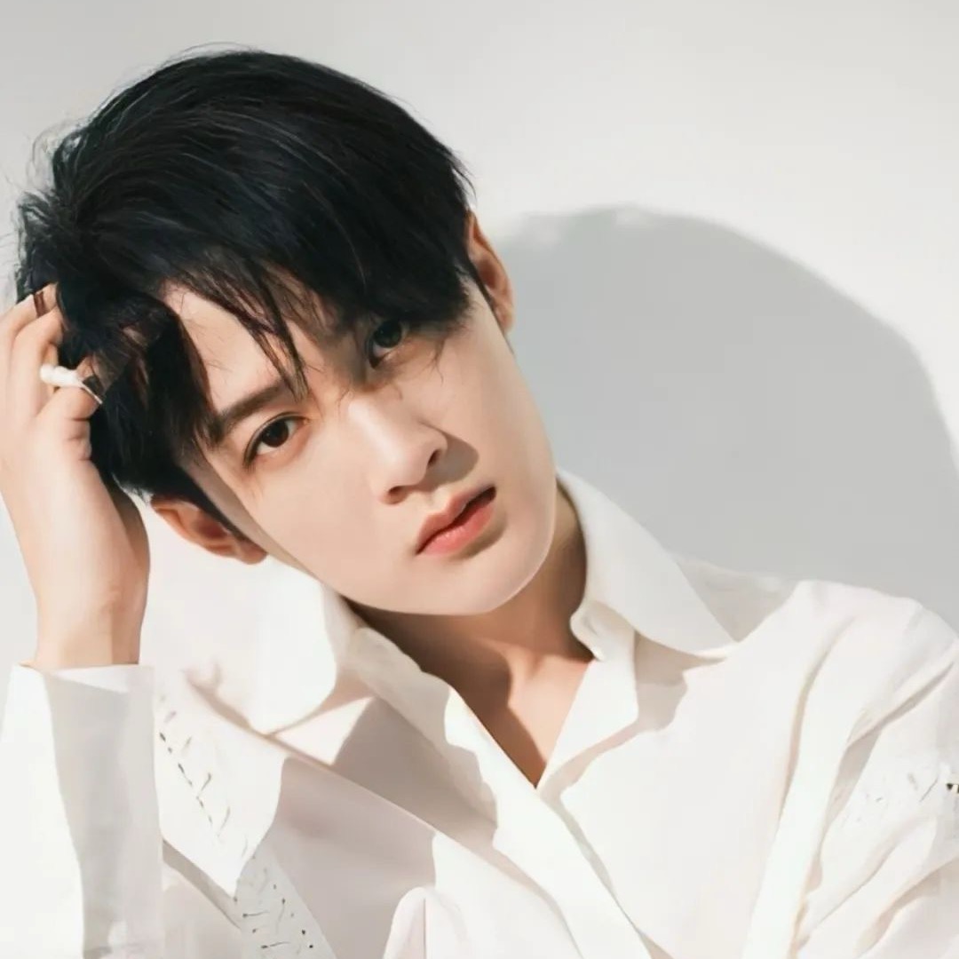 小炭火❤️檀健次 双向奔赴 群聊头像