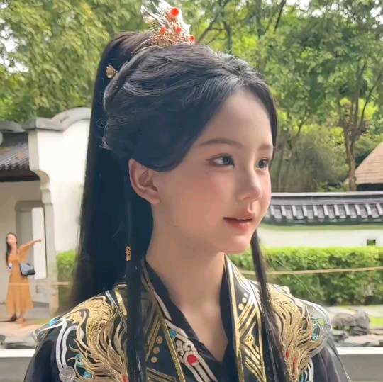 ^白^鲨^群🦈 群聊头像