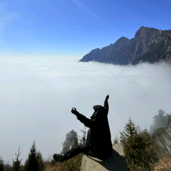 登山群 群聊头像