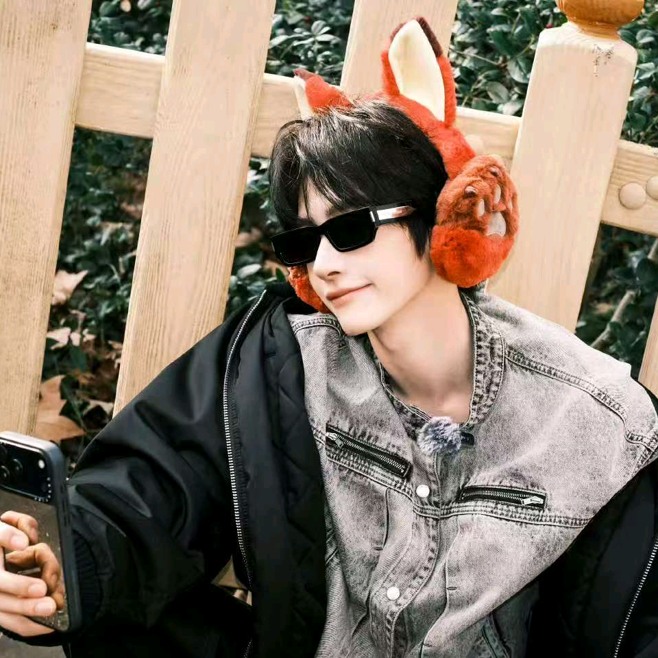 刘宇的鲨鱼丸子 群聊头像